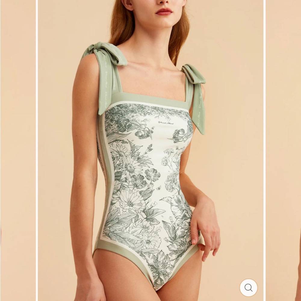 Visual Mood reversible swimsuit